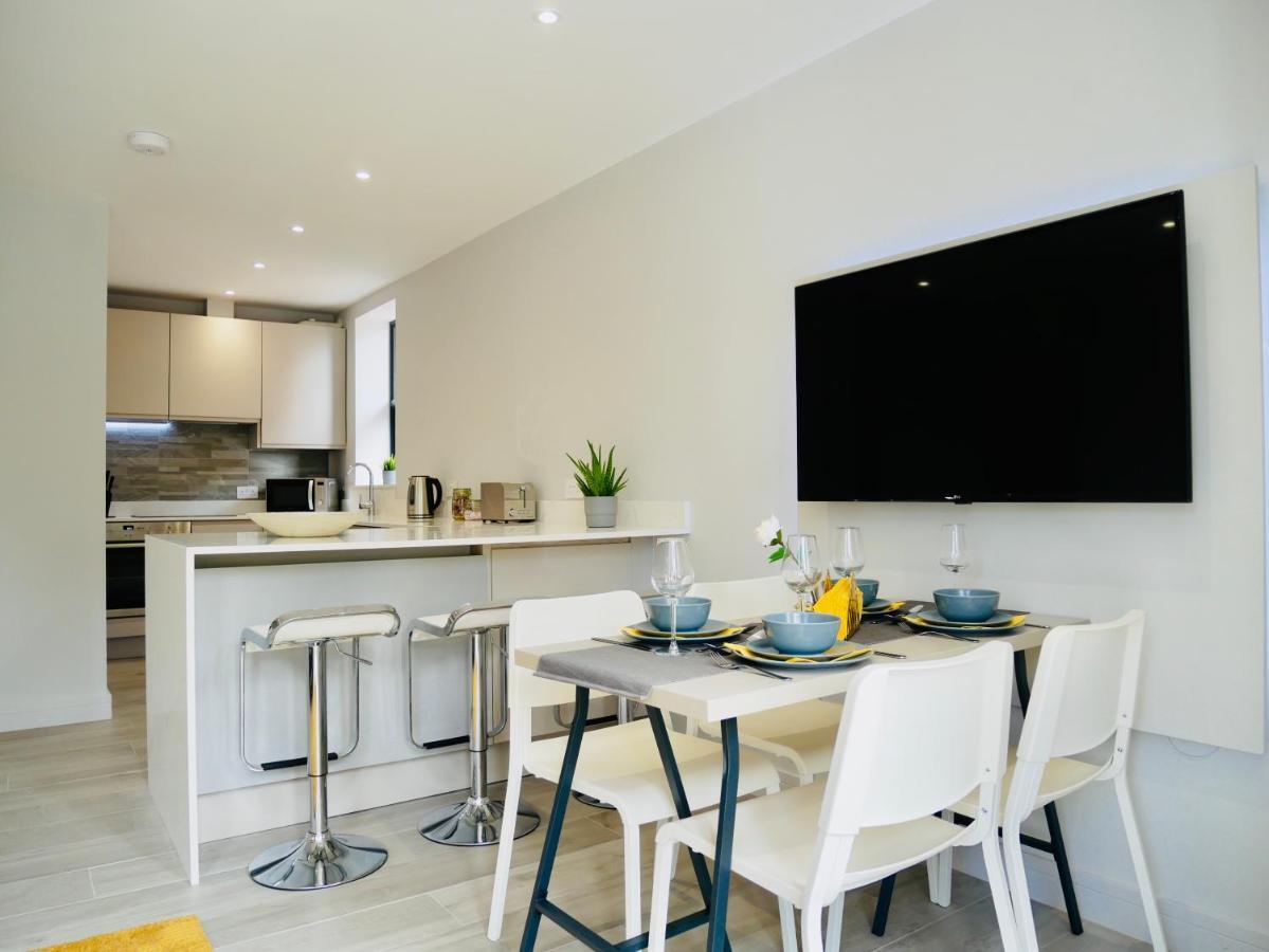 Beautiful Alumpointe Apartment - 400M To The Beach Bournemouth Exterior foto